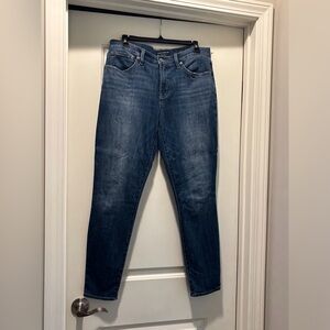 Lucky Brand Blue Denim Jeans with Brown Label